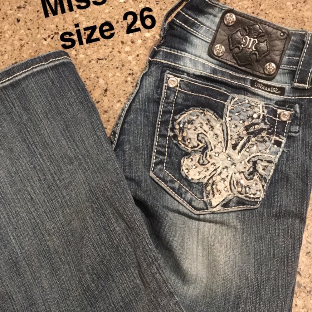 Miss Me Jeans. Size 26. Boot cut